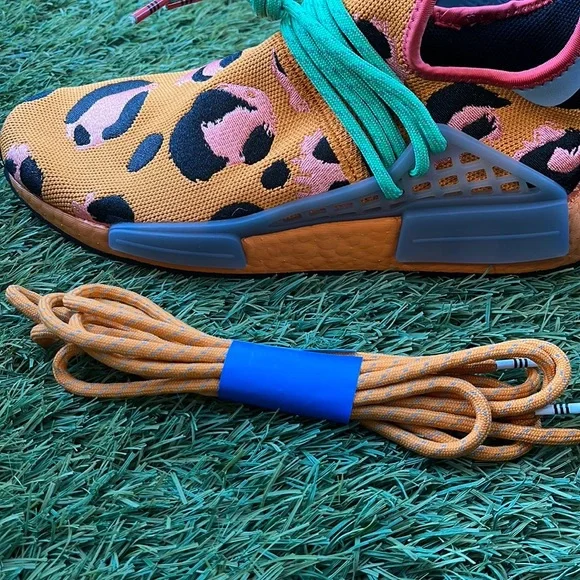 Adidas NMD Human Race X Pharrell Sample